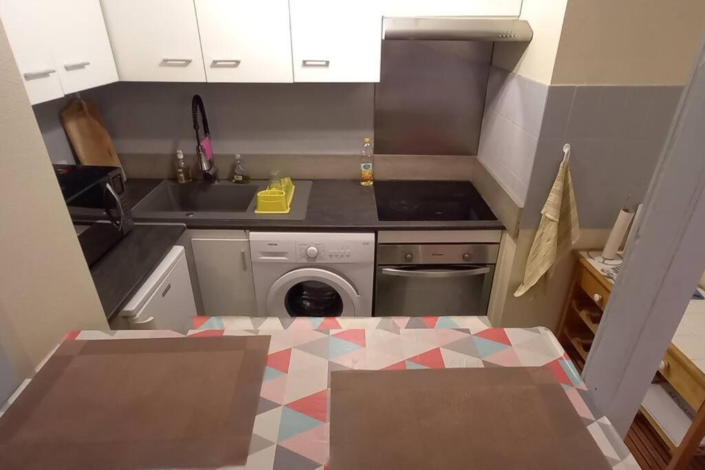 Apartamento Le Gambetta T2 Cosy Hypercentre Wifi Fibre Avec Parking Pau Exterior foto