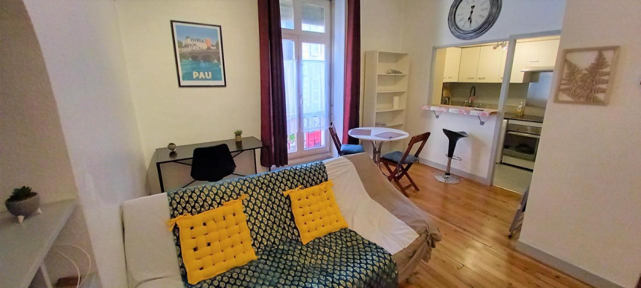 Apartamento Le Gambetta T2 Cosy Hypercentre Wifi Fibre Avec Parking Pau Exterior foto
