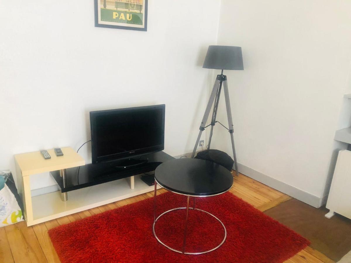 Apartamento Le Gambetta T2 Cosy Hypercentre Wifi Fibre Avec Parking Pau Exterior foto