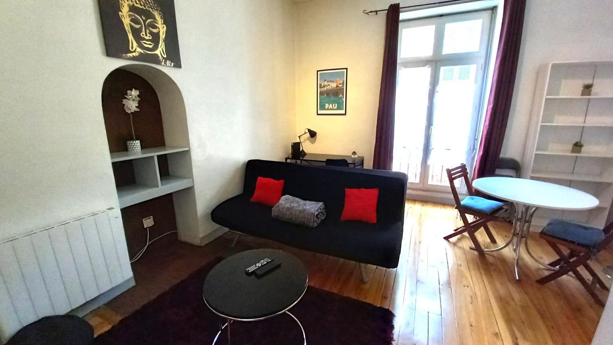 Apartamento Le Gambetta T2 Cosy Hypercentre Wifi Fibre Avec Parking Pau Exterior foto